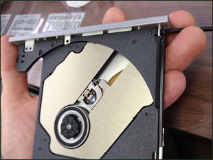 DVD、Blu-ray、CDなどが読み込めない、書き込めない、エラーが発生する