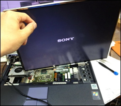 液晶修理　パソコン